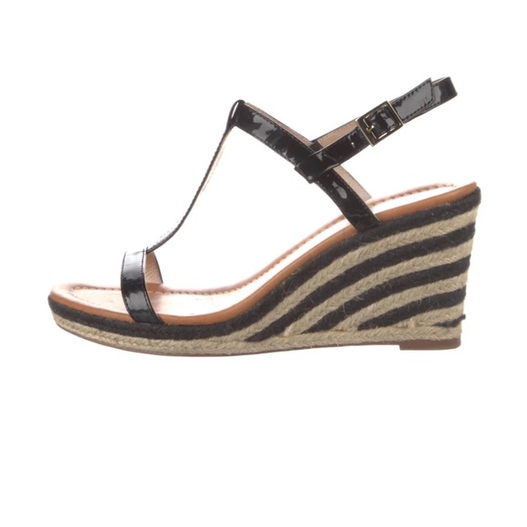 Kate Spade Patent Leather T strap sandals - Picture 4 of 14